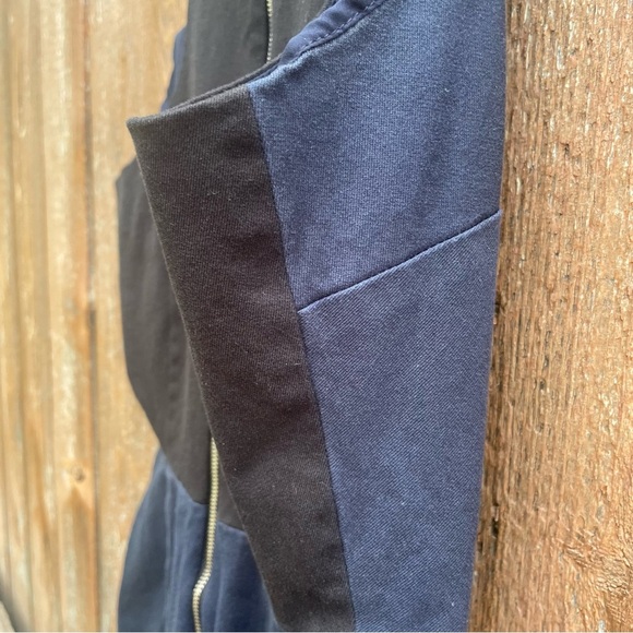 BANANA REPUBLIC Women’s Colorblock Navy Black Sleeveless Pencil Dress Size 6 P - Picture 6 of 9